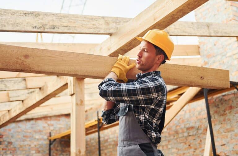 Preventing Injuries in Physically Demanding Jobs in Saskatoon